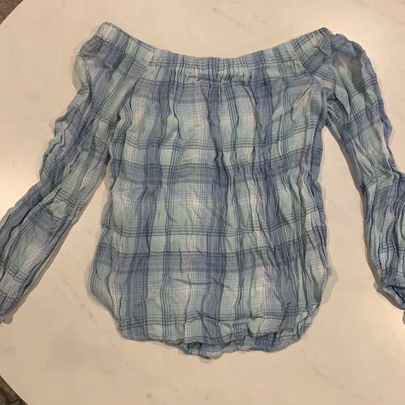 Off The Shoulder Top - Picture 2 of 2